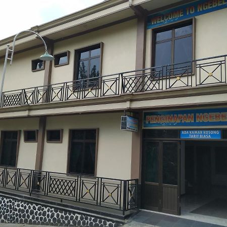 Hotel "Ngebel Indah" 外观 照片