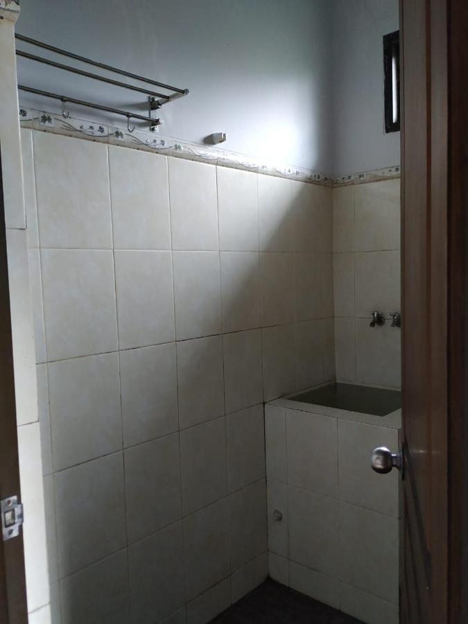 Hotel "Ngebel Indah" 外观 照片