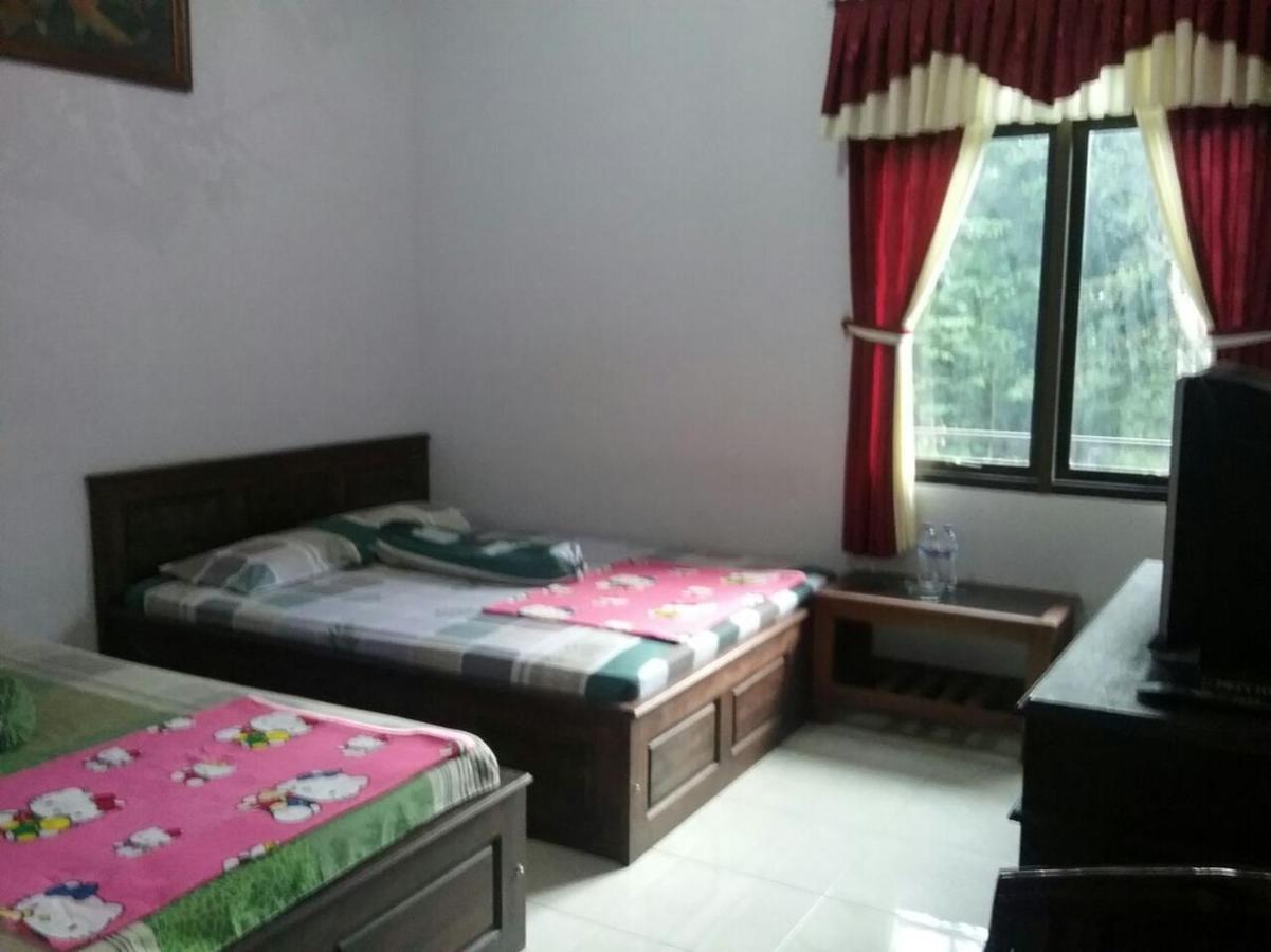 Hotel "Ngebel Indah" 外观 照片